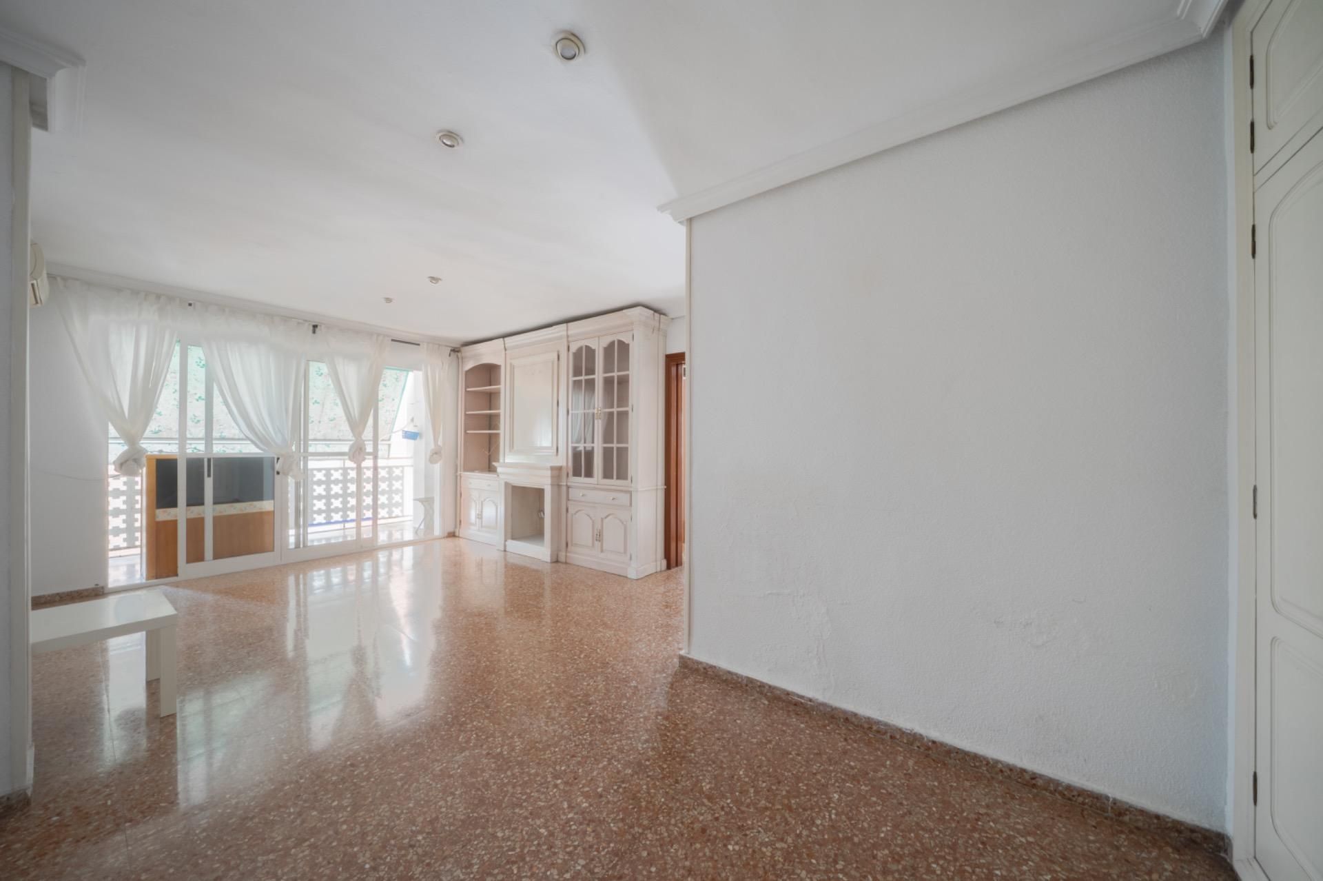 Piso en venta en  Murcia Capital con Aire acondicionado y Balcón