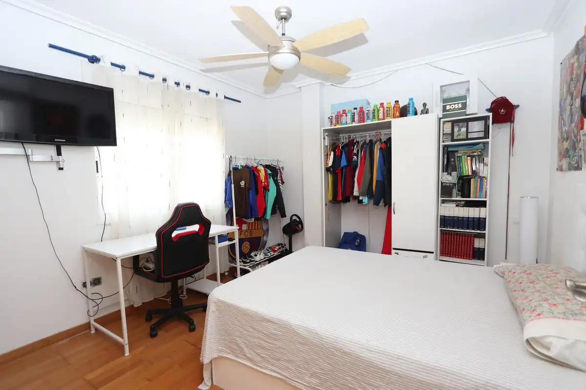 Dormitori de Casa o xalet en venda en Murcia amb Aire condicionat, Jardí privat i Terrassa