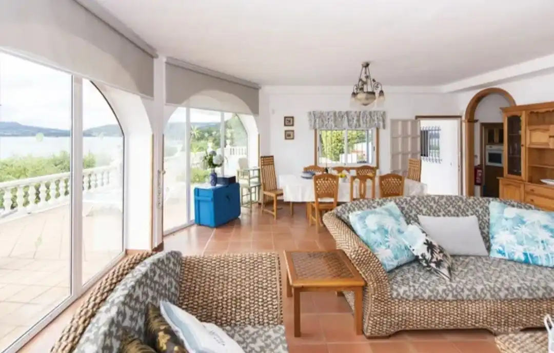 Casa o xalet de lloguer a Escalinata de Soutoxuste, Redondela