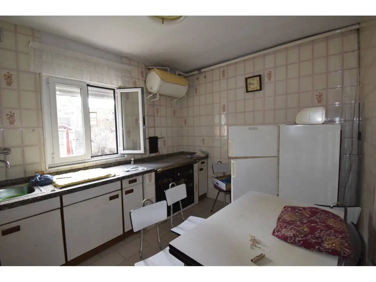 Kitchen of Houses for sale in La Pola de Gordón   with Heating, Private garden and Parquet flooring