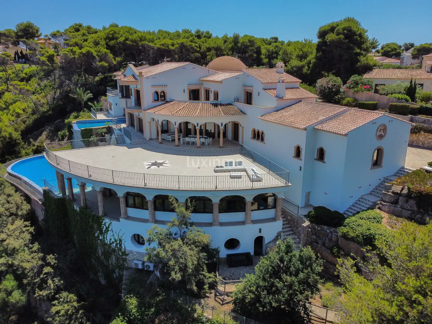 Vista exterior de Casa o xalet en venda en Jávea / Xàbia amb Aire condicionat, Jardí privat i Terrassa