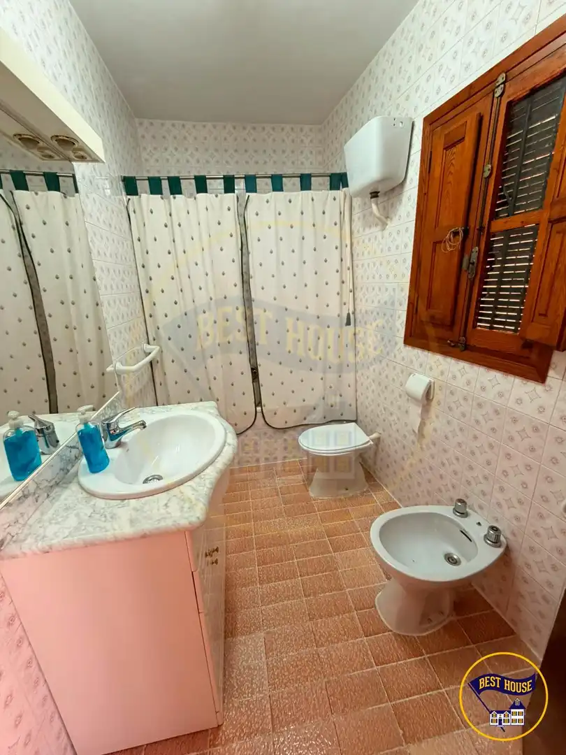 Baño de Finca rústica en venta en Mira con Terraza y Amueblado