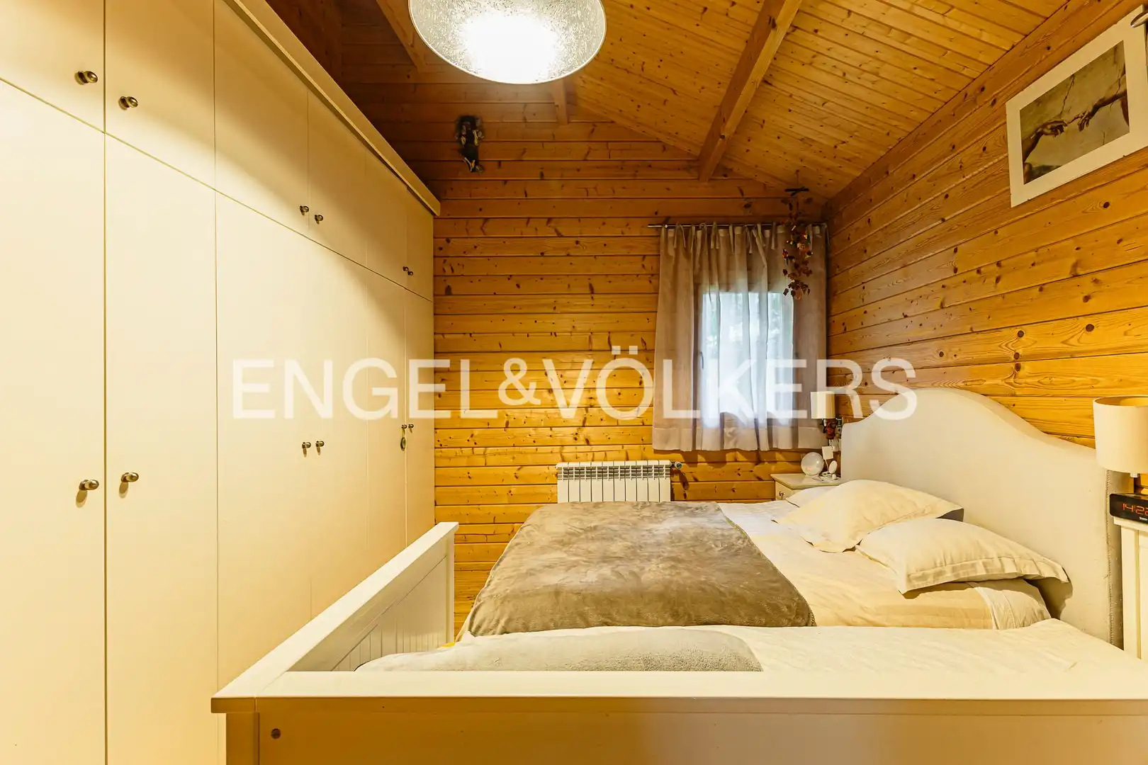 Bedroom of Houses for sale in Cerdanyola del Vallès  with Air Conditioner, Heating and Private garden