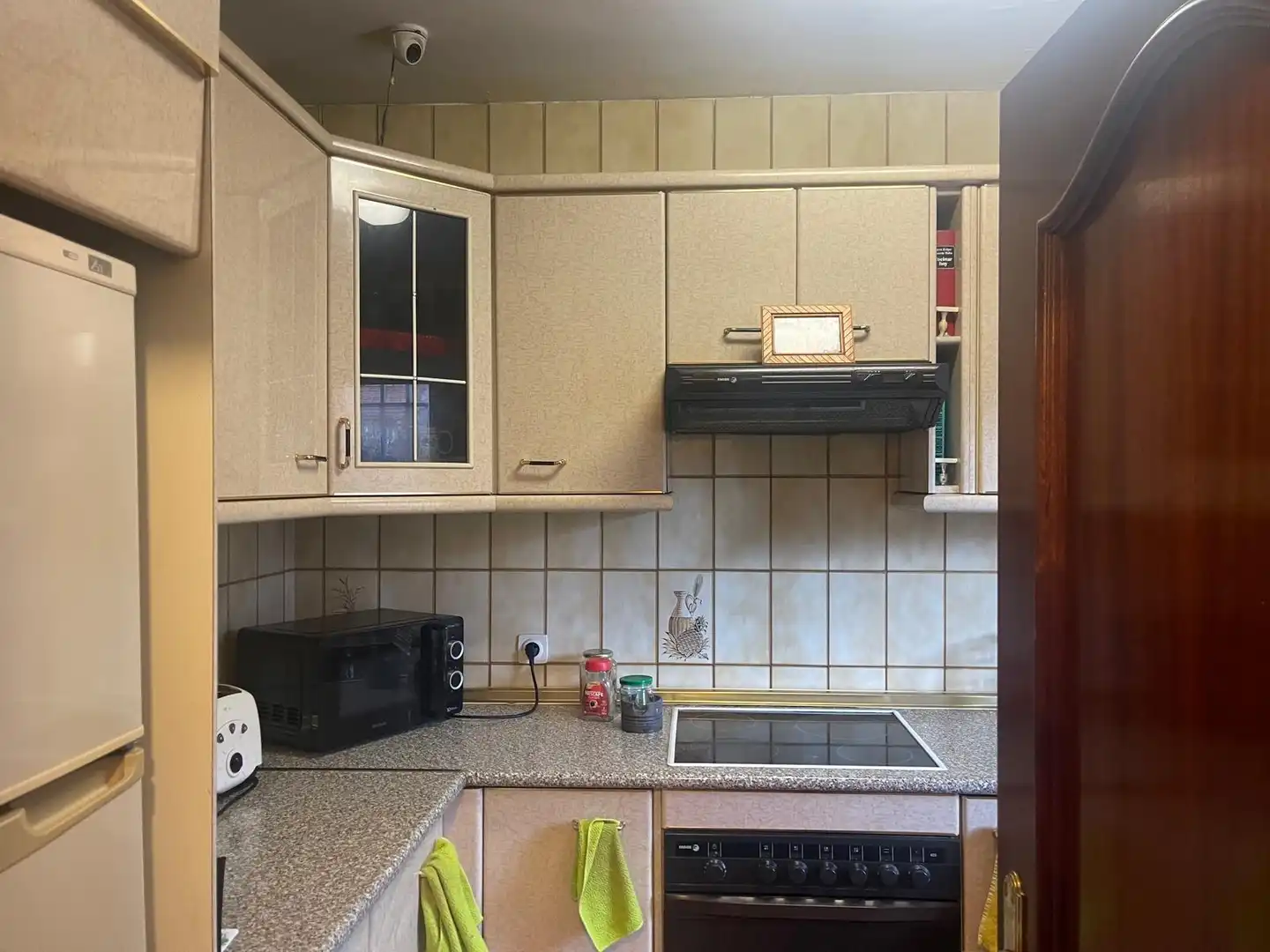 Cuina de Casa adosada en venda en Madrid amb Jardí privat i Terrassa