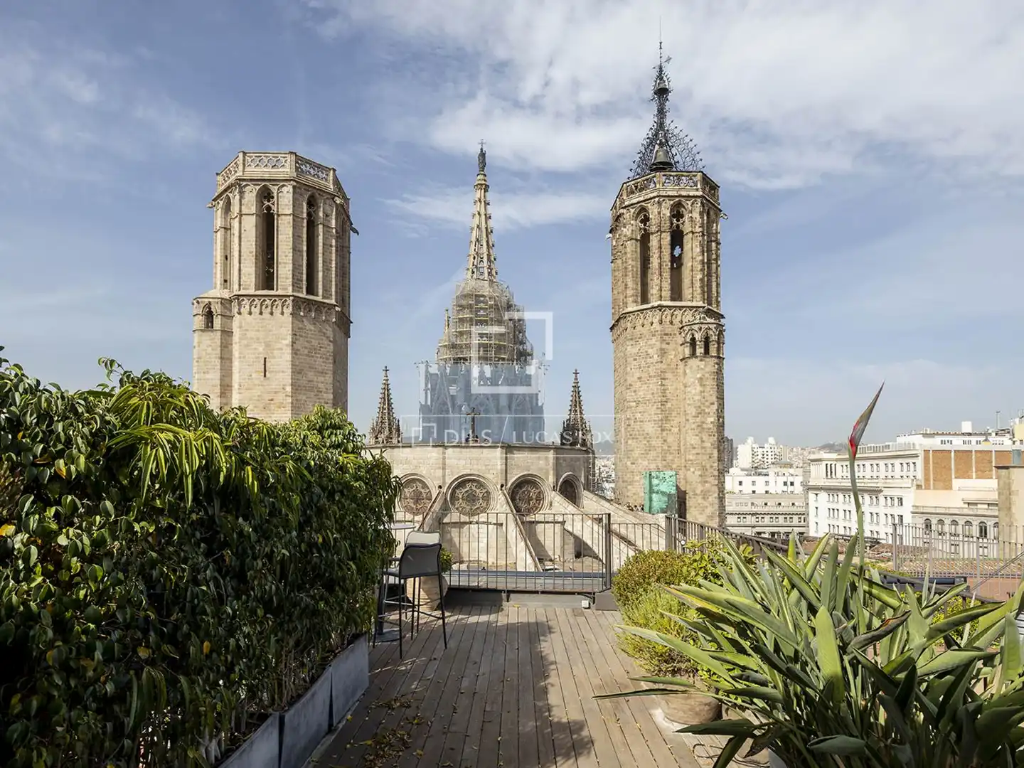 Terrasse von Dachboden zum Verkauf in Barcelona mit Klimaanlage, Heizung und Parkett