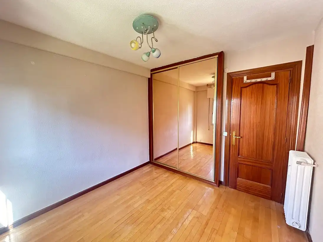 Wohnung zur Miete in Calle San Lamberto, Ventas