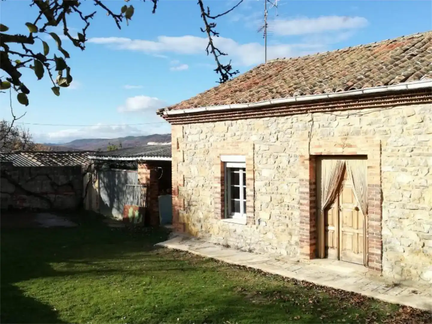 Vista exterior de Finca rústica en venda en Cistierna