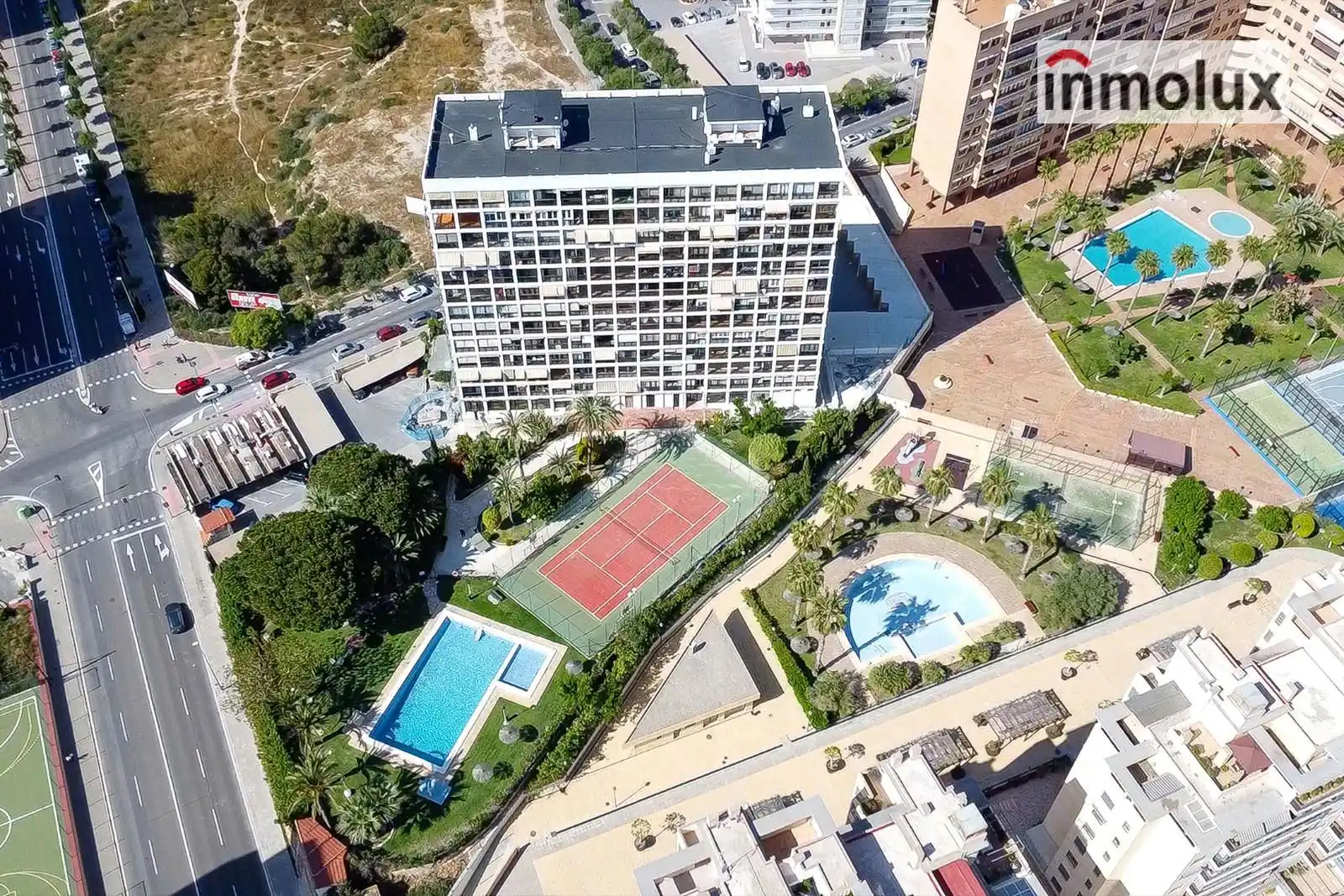 Vista exterior de Pis en venda en Alicante / Alacant amb Aire condicionat, Calefacció i Piscina