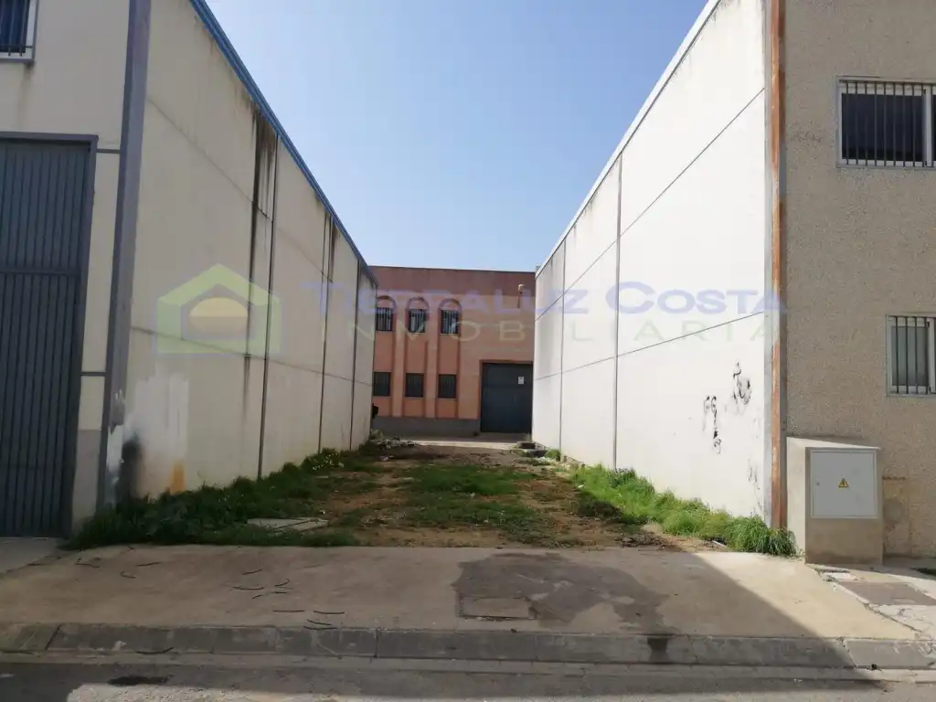 Terreny industrial en venda a Lepe