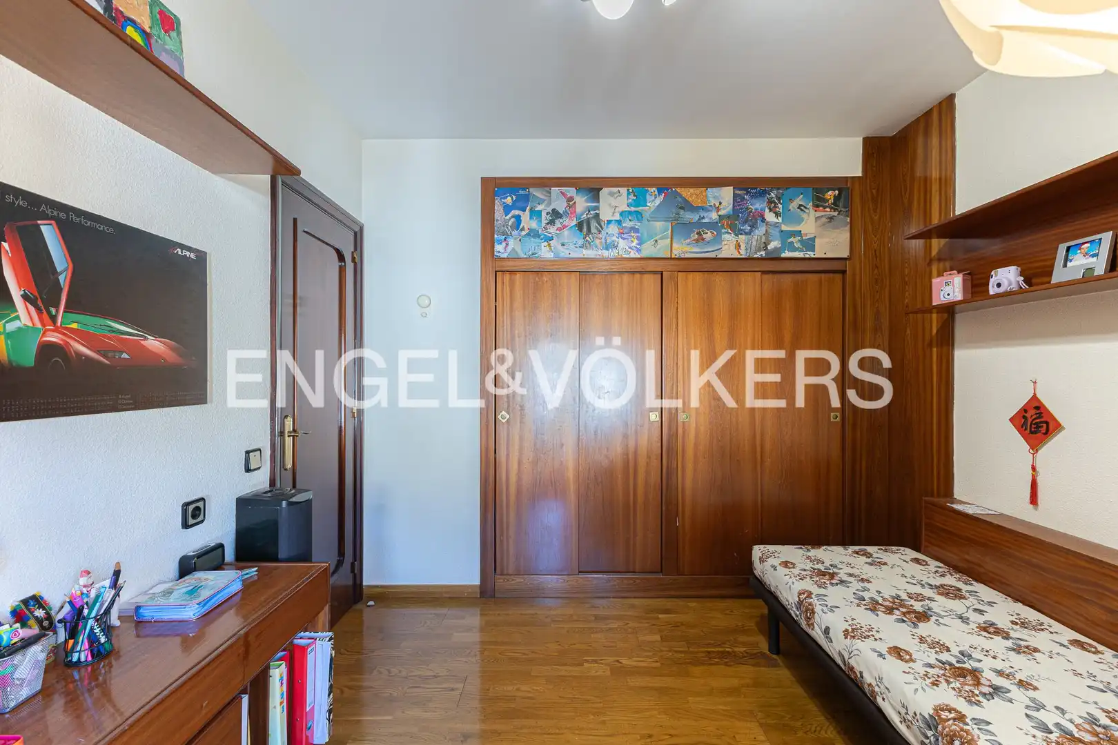 Habitación de Casa o chalet en venta en Sant Just Desvern con Aire acondicionado, Calefacción y Jardín privado