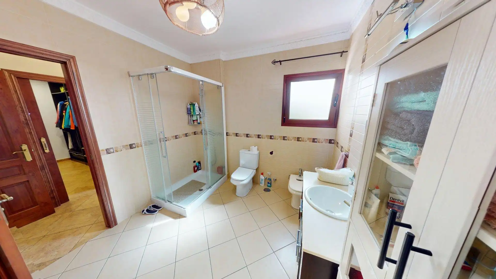 Bathroom of Houses for sale in Colmenar  with Air Conditioner, Heating and Private garden