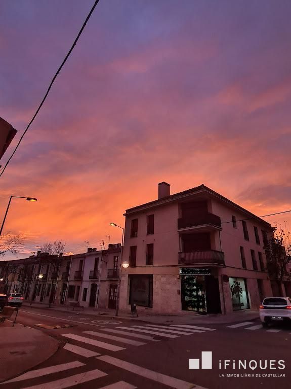 Local de lloguer a Poble - Casc Antic  , Centre