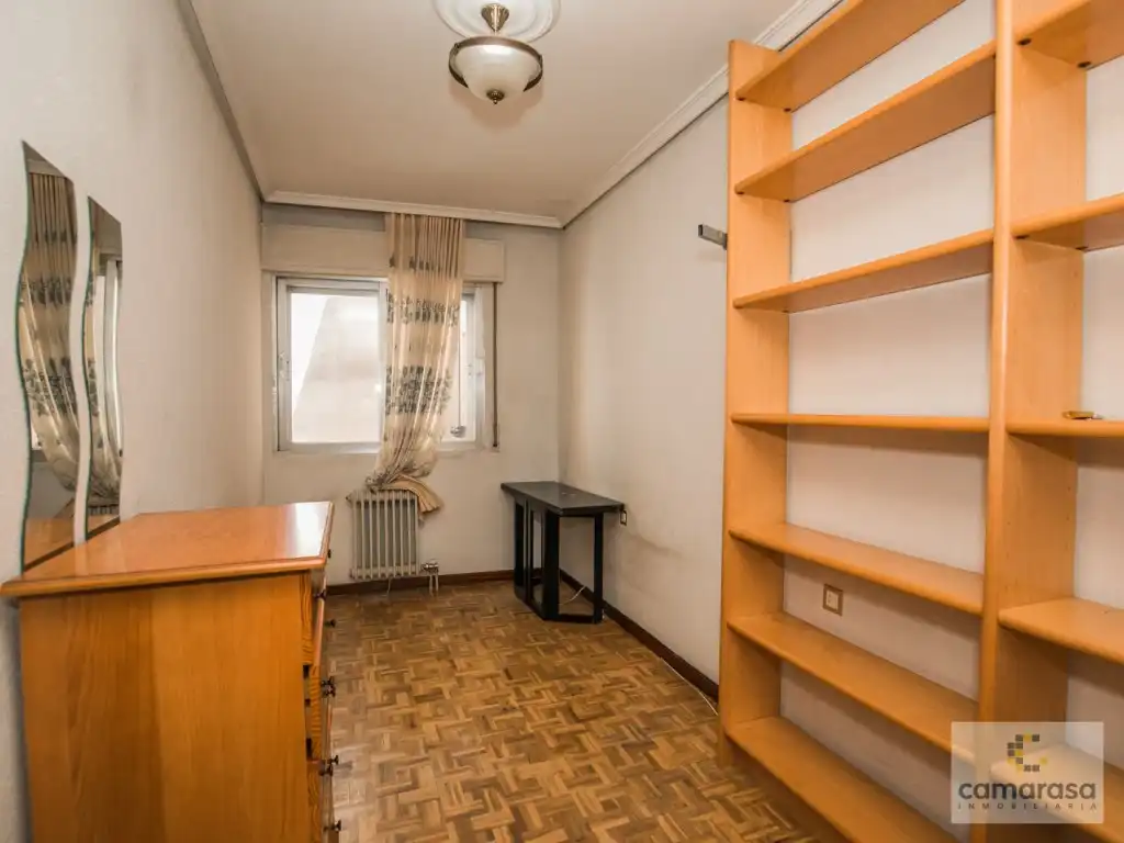Bedroom of Flat for sale in Ávila
