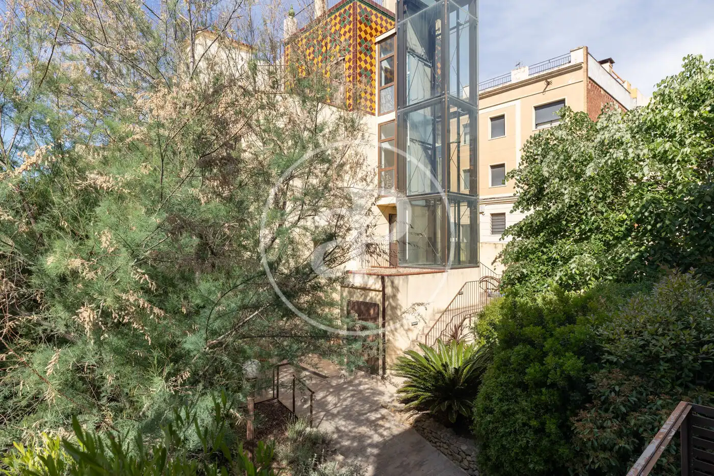 Exterior view of Flat for sale in Barcelona  with Air Conditioner, Heating and Private garden