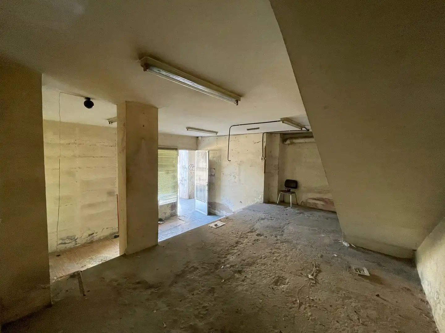 Local comercial en alquiler en Santa Uxía de Ribeira, imagen 4