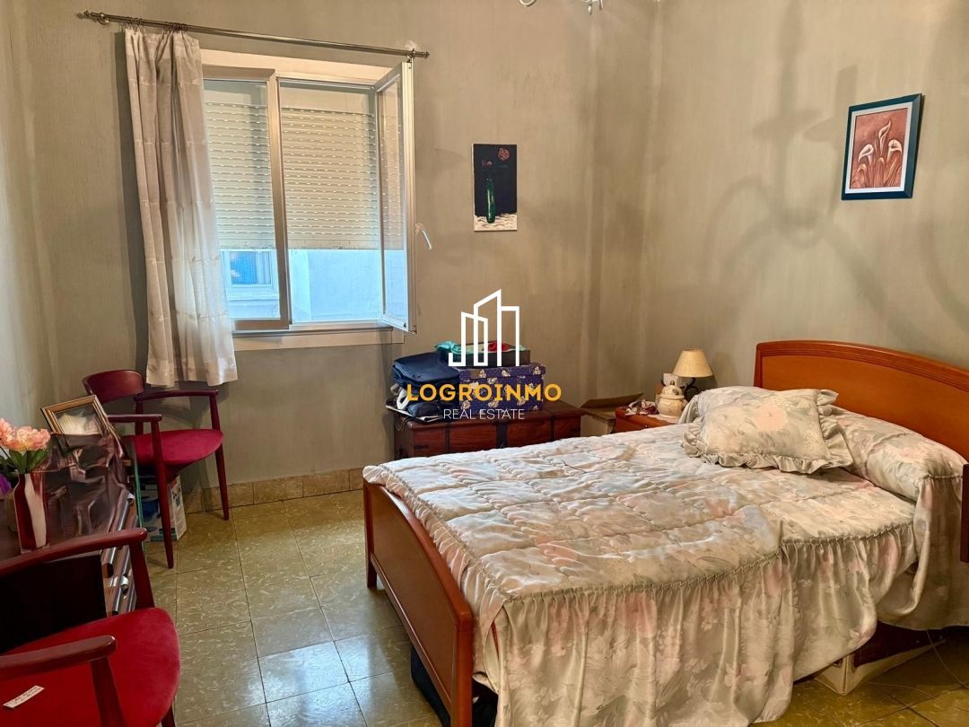 Bedroom of Flat for sale in  Logroño  with Terrace