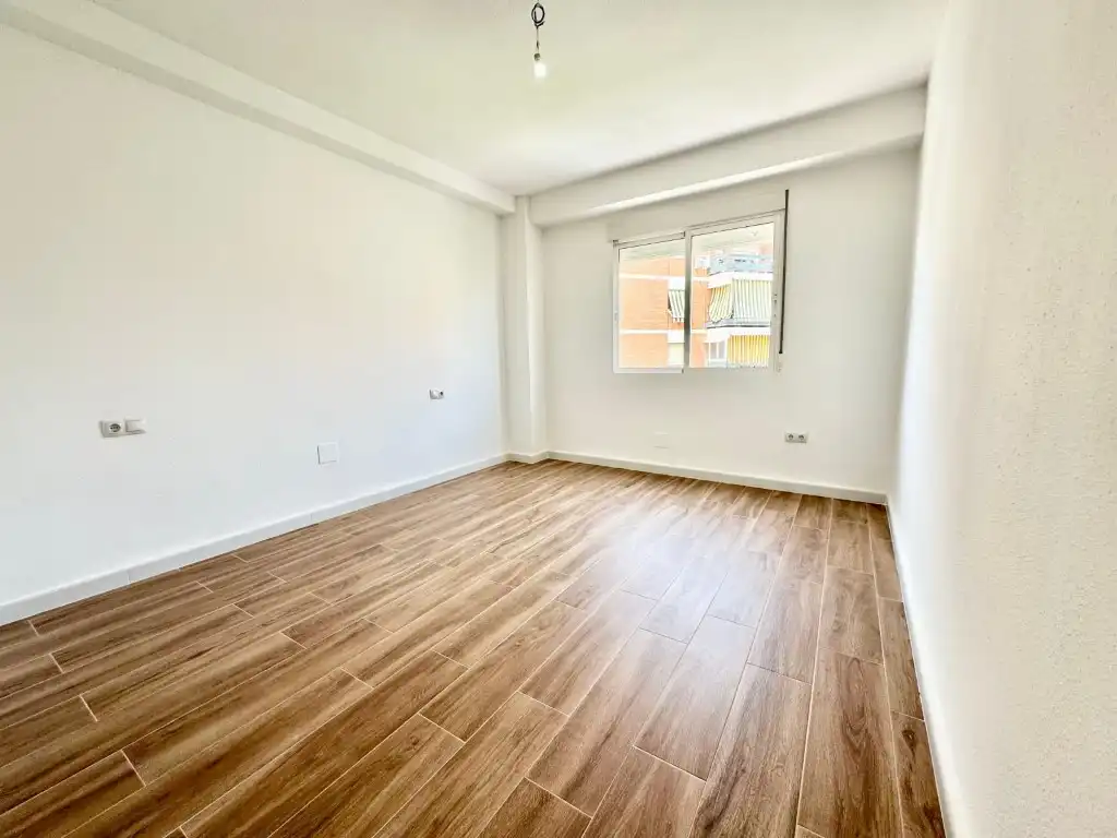 Schlafzimmer von Wohnung zur Miete in Córdoba mit Terrasse