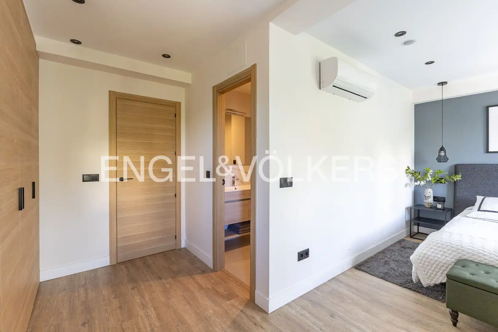 Flat for rent in Madrid  with Air Conditioner, Heating and Terrace