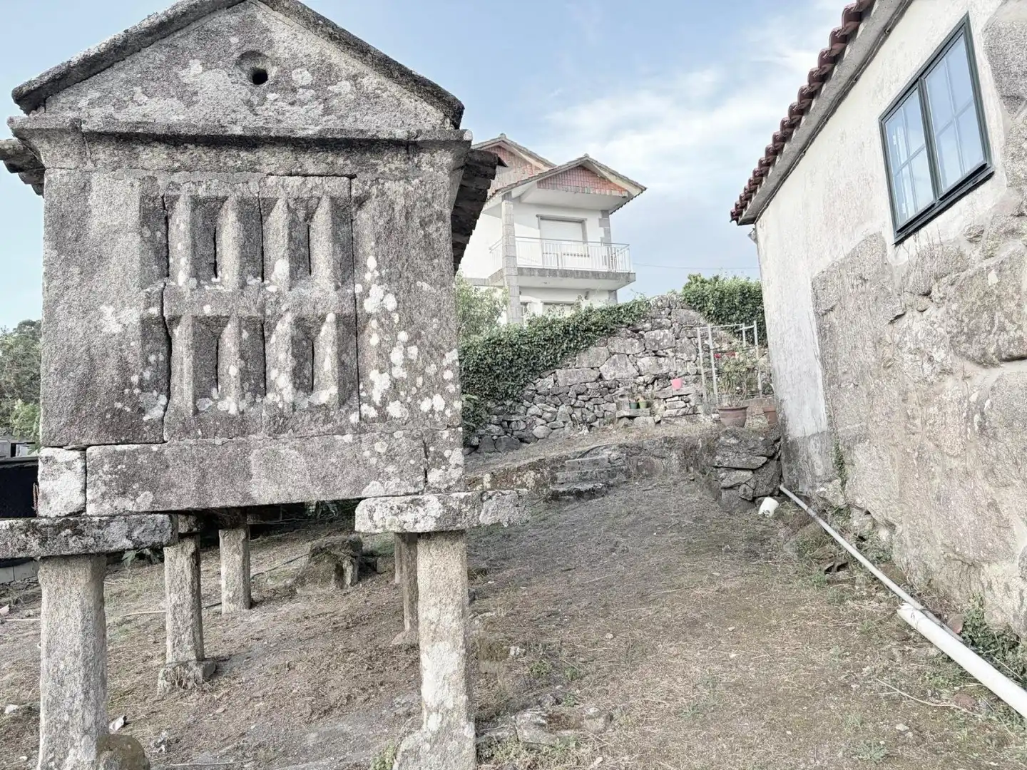 Country homes for sale in Samieira