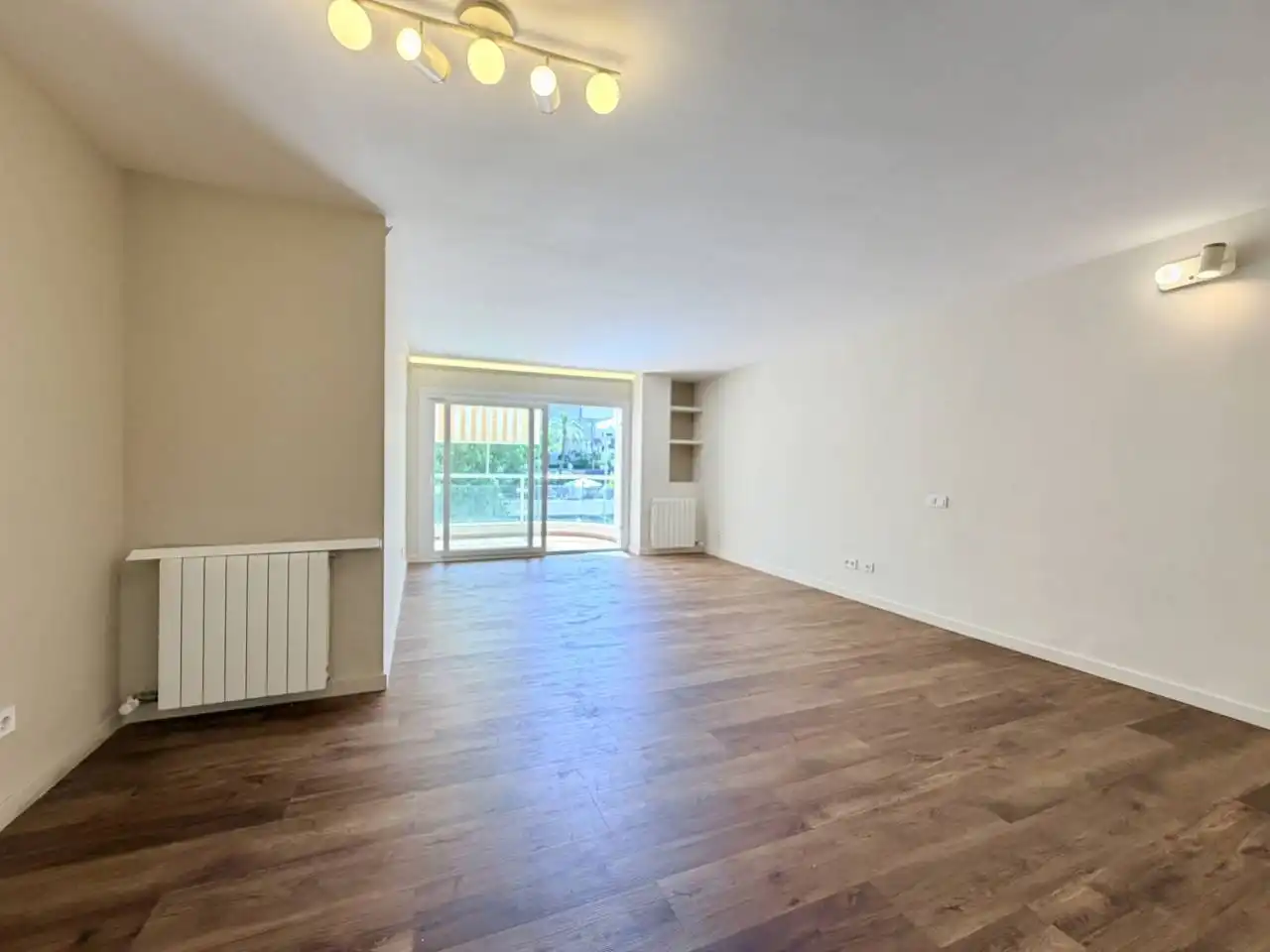 Sala d'estar de Pis de lloguer en Ponent