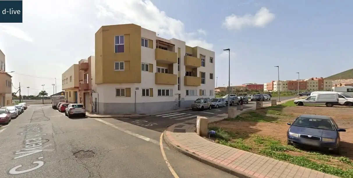 Terreno rústico en venta en Calle Viera y Clavijo 60