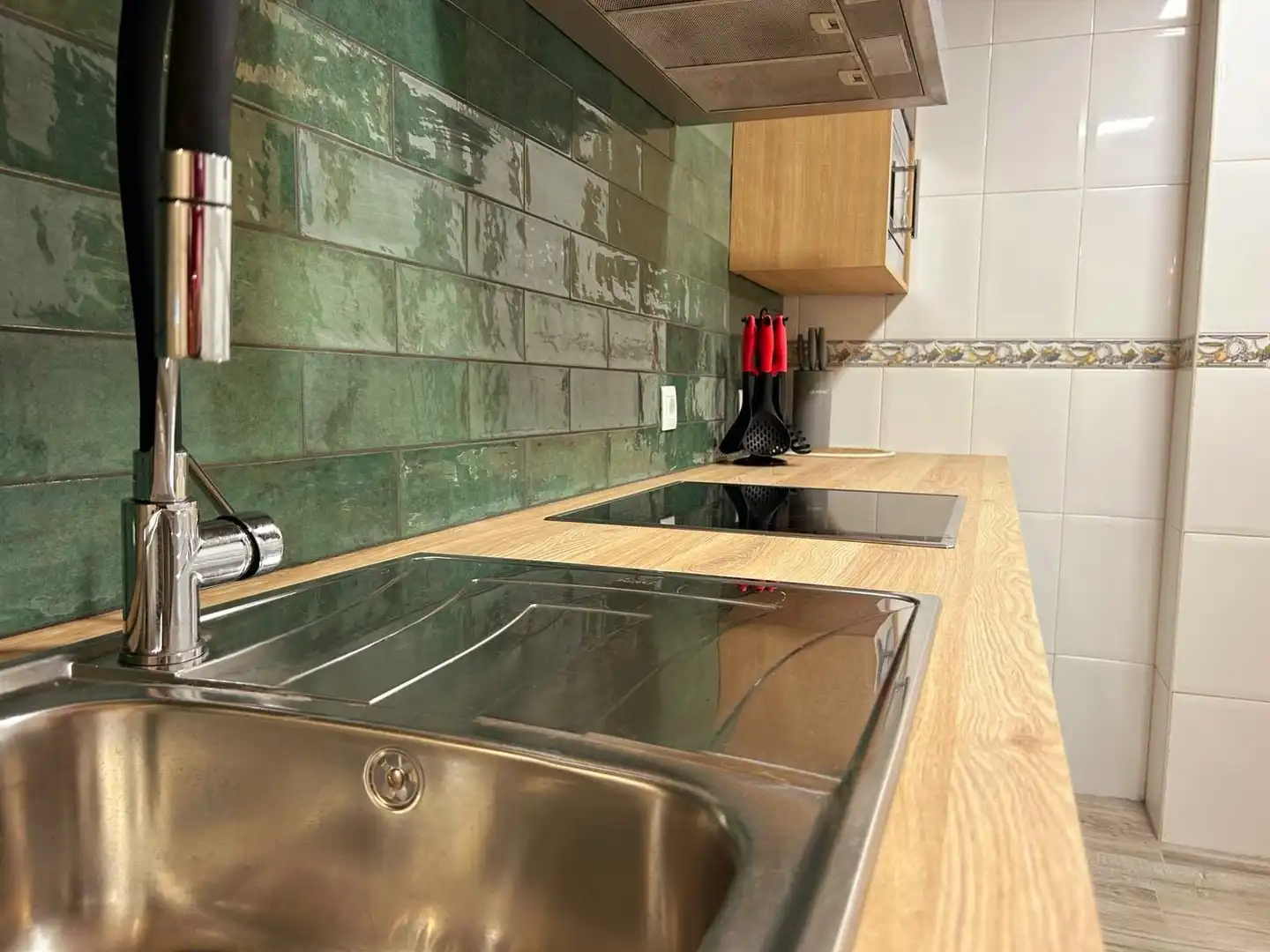 Cocina de Apartamento en venta en Vélez-Málaga con Aire acondicionado y Amueblado