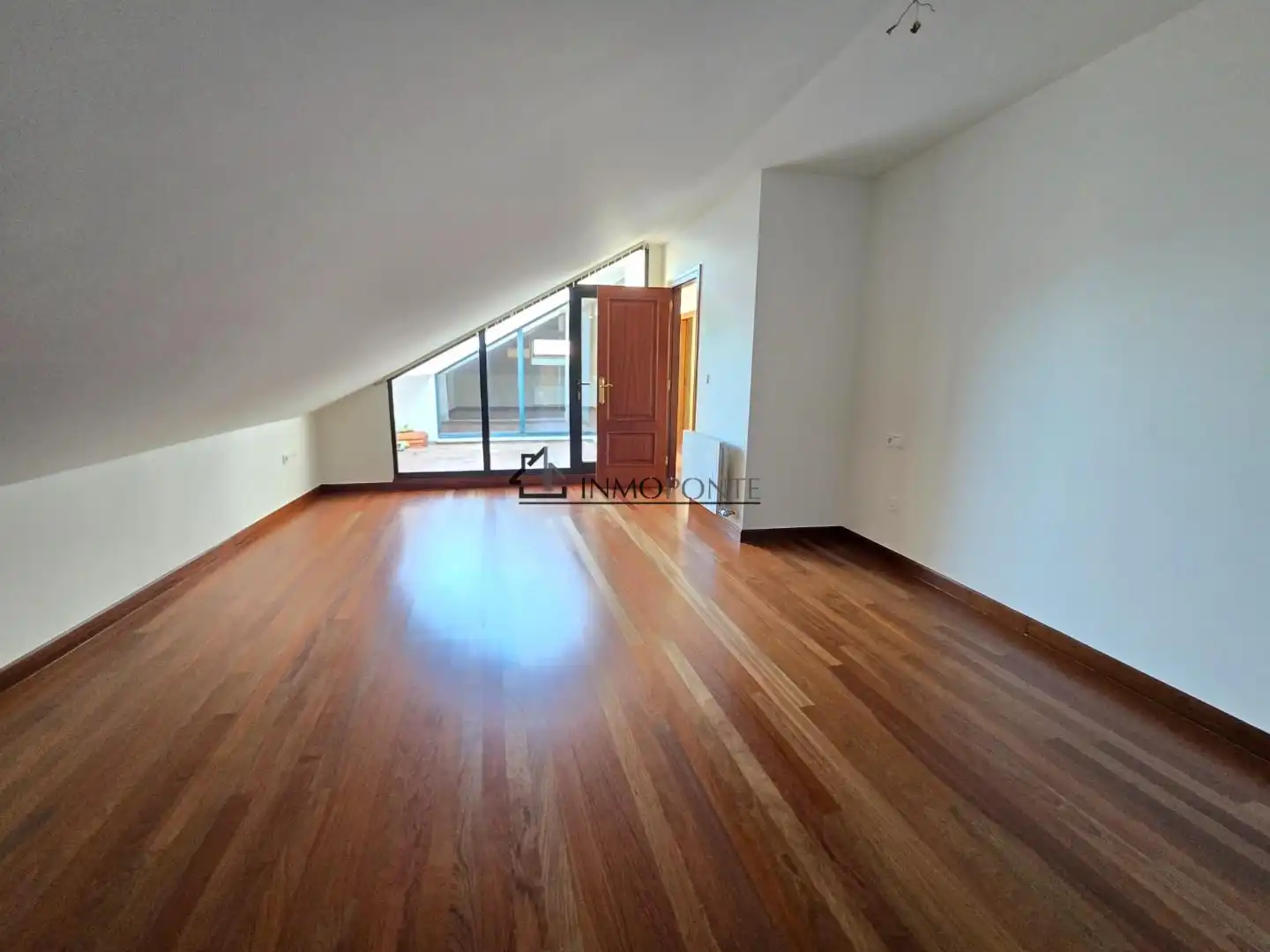 Habitación de Dúplex en venta en Pontevedra Capital 