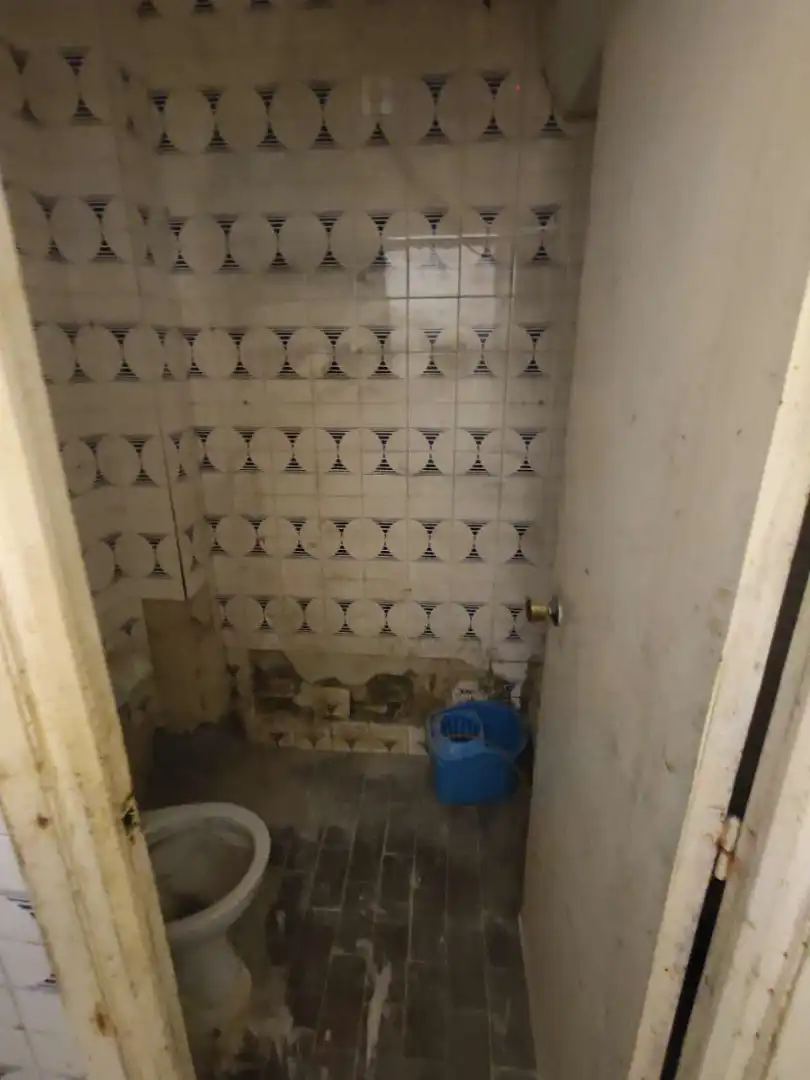Bathroom of Commercial properties for rent in Torrejón de Ardoz  with Air Conditioner and Heating