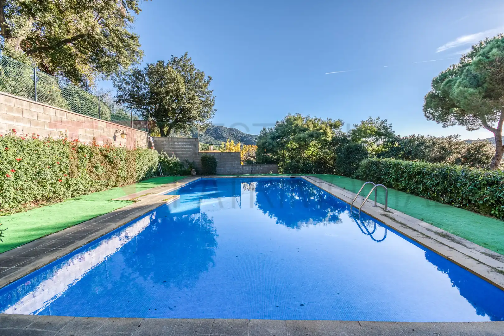 Piscina de Casa o xalet en venda en Vallromanes amb Calefacció, Jardí privat i Terrassa