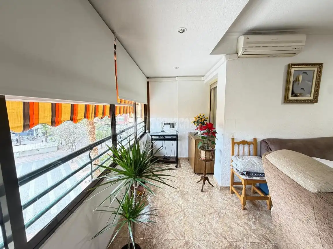 Balcony of Flat for sale in Alicante / Alacant  with Air Conditioner