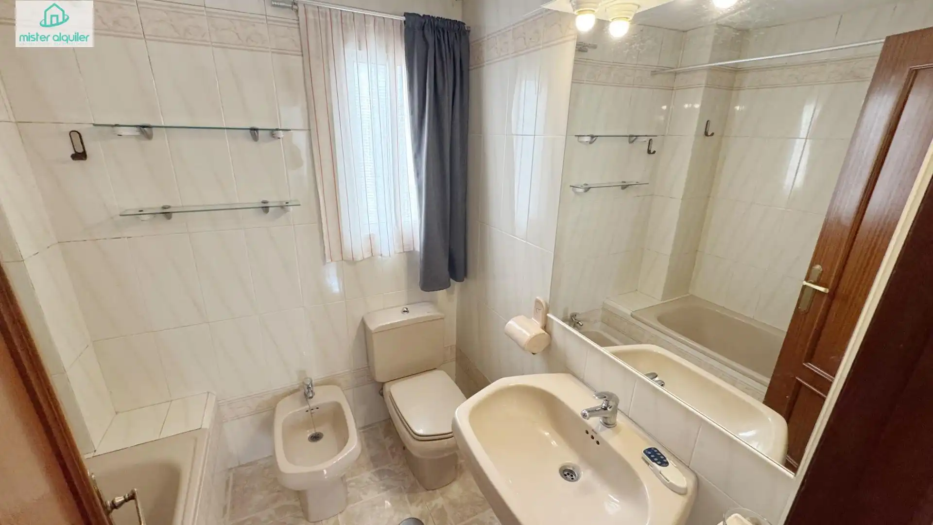 Bany de Apartament en venda en San Vicente del Raspeig / Sant Vicent del Raspeig amb Aire condicionat, Calefacció i Terrassa
