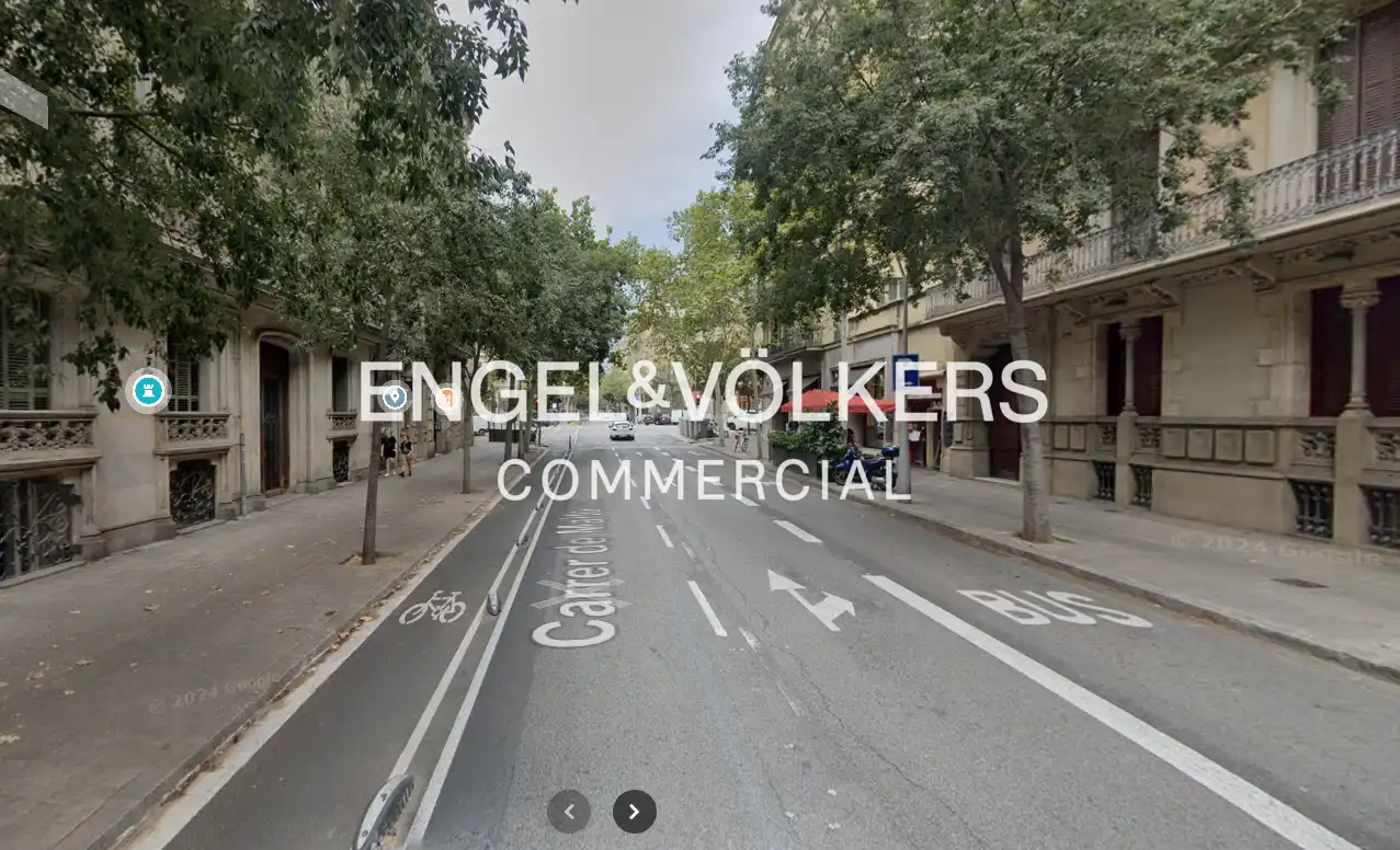 Außenansicht von Gebäude zum Verkauf in Barcelona