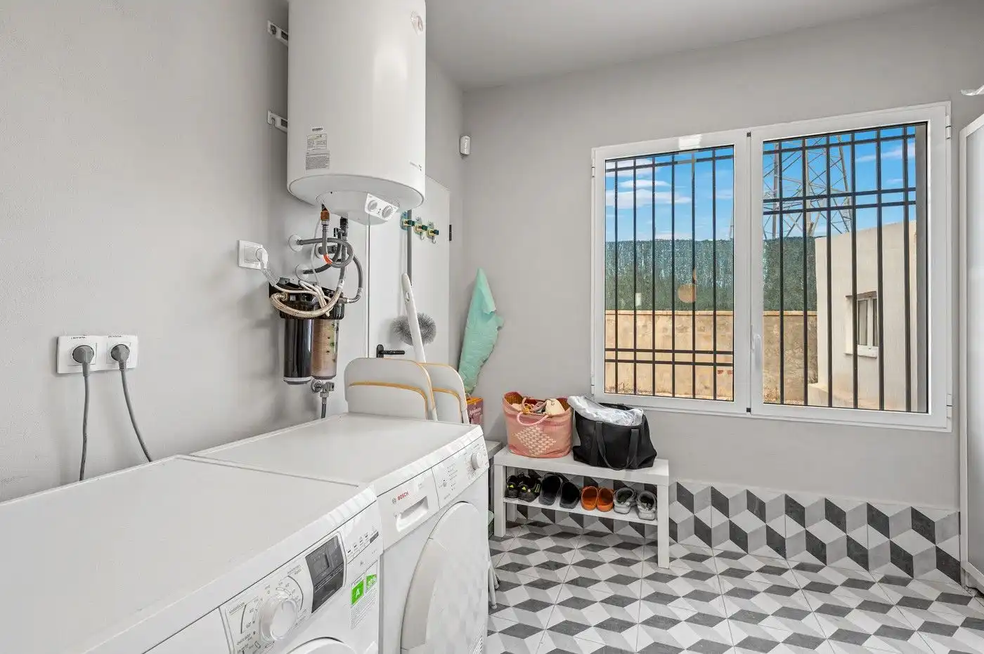 Cuina de Casa o xalet en venda en Elche / Elx amb Jardí privat, Terrassa i Piscina