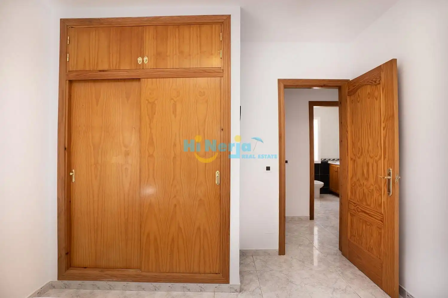 Chalet con piscina en venta en Centro, imagen 3
