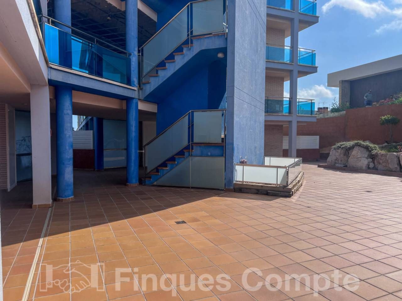 Flat for sale in victoria dels angels