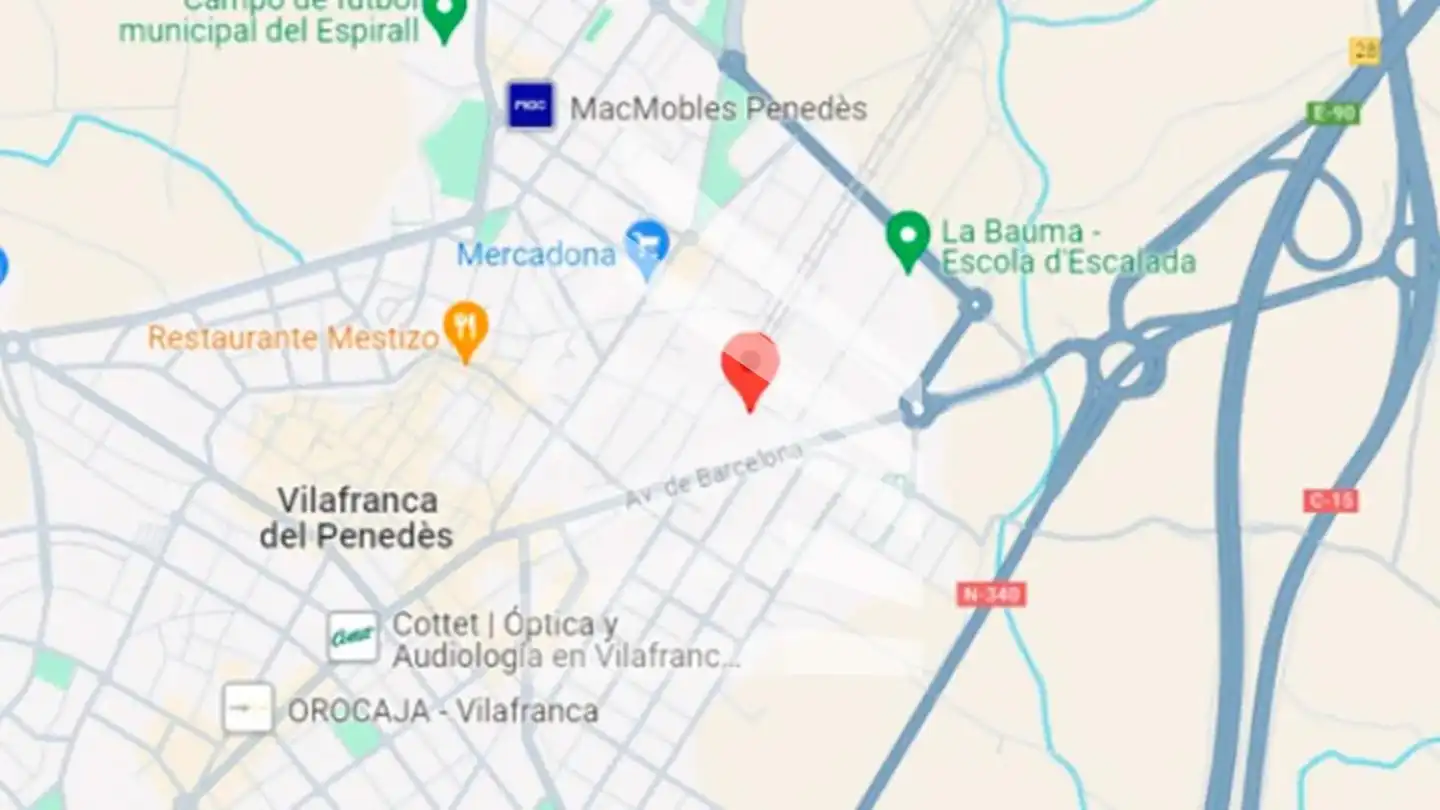 Vista exterior de Edifici en venda en Vilafranca del Penedès