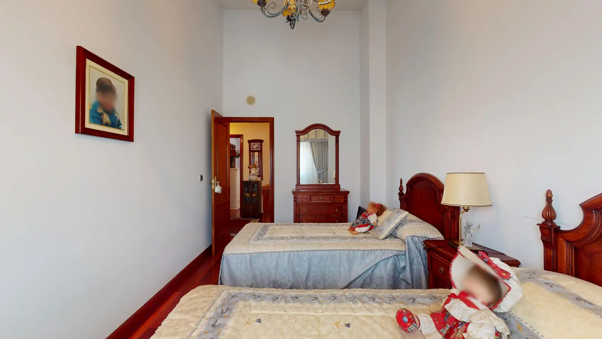 Habitación de Casa o chalet en venta en Castro-Urdiales con Calefacción, Terraza y Trastero