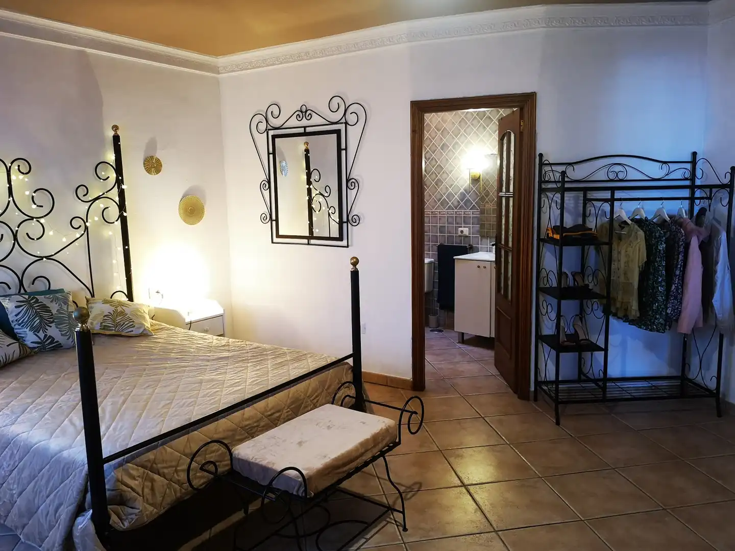 Detached homes for sale in Calle Chimbeske, 19, La Cuesta -Finca España