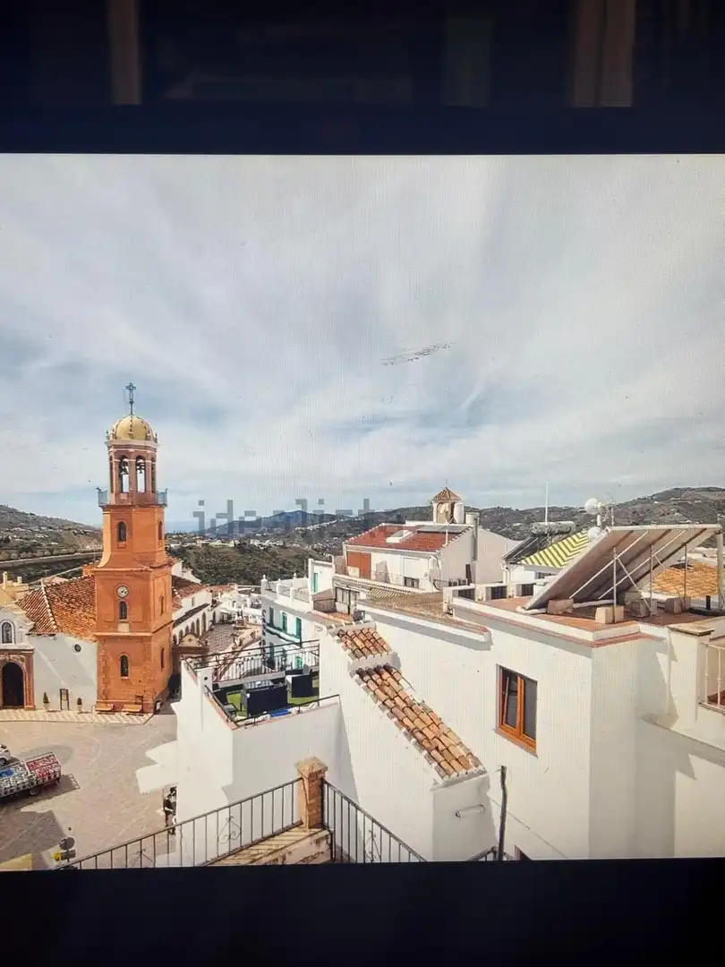 Vista exterior de Casa adosada en venda en Cómpeta amb Piscina
