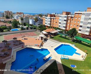 Piscina de Apartament de lloguer en Torremolinos amb Piscina, Moblat i Rentadora