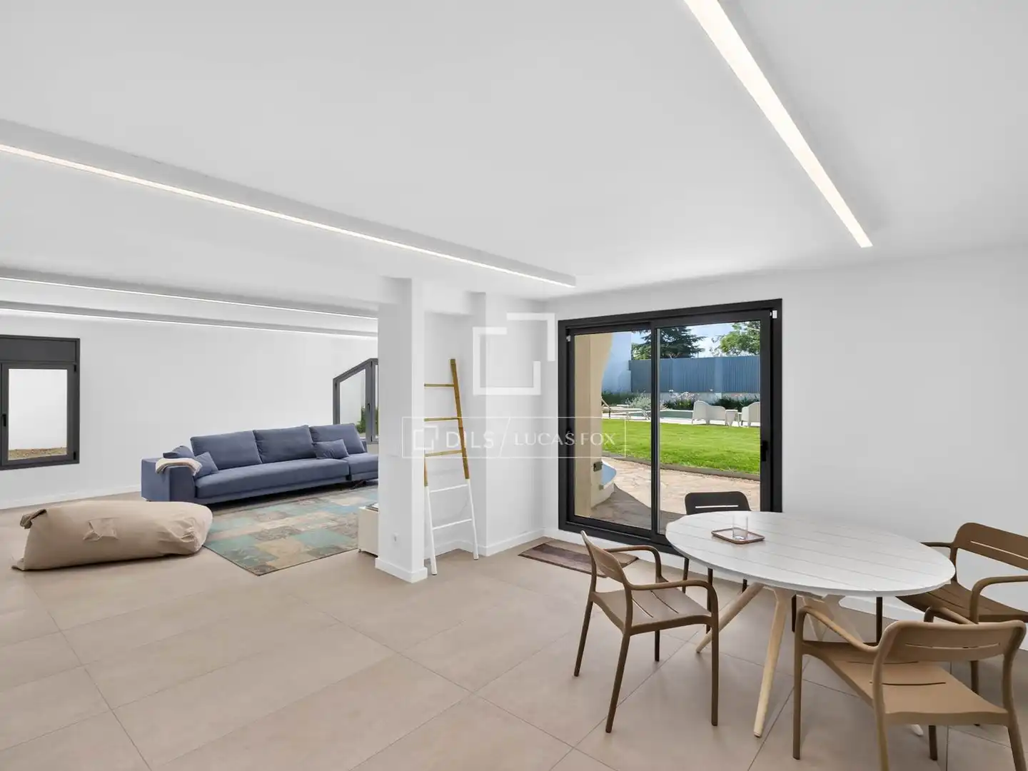 Detached house with pool for sale in Centre, imagen 40