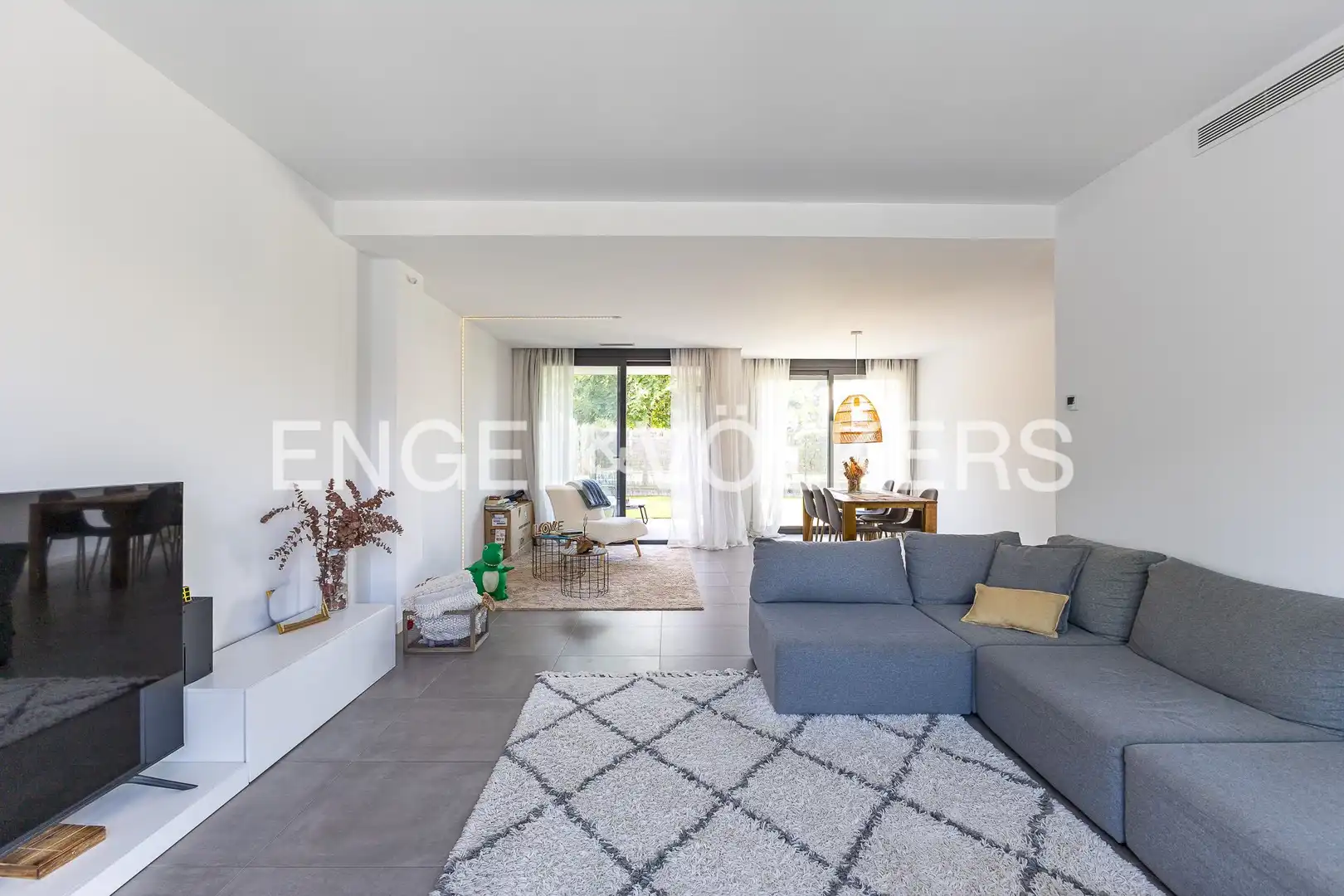 Living room of Detached homes for sale in El Vendrell  with Air Conditioner, Heating and Private garden