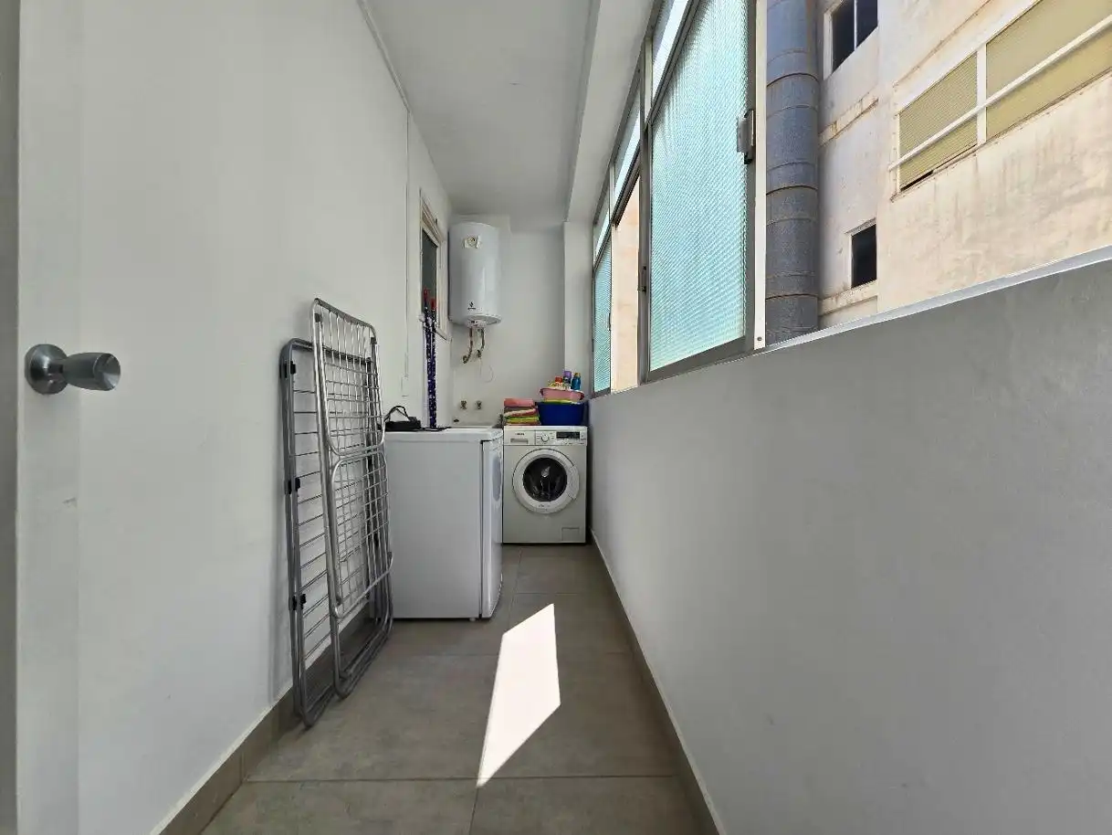 Terraza de Piso de alquiler en Elche / Elx con Amueblado y Balcón
