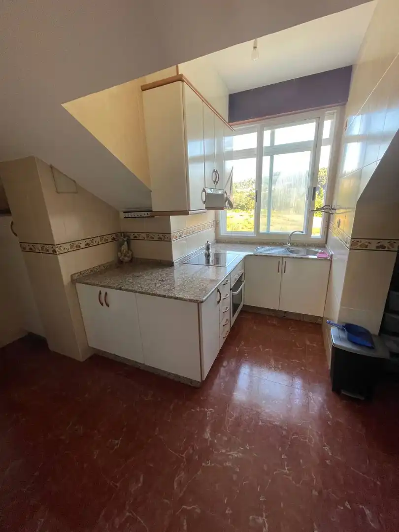 Cocina de Casa o chalet en venta en Culleredo con Calefacción, Jardín privado y Amueblado
