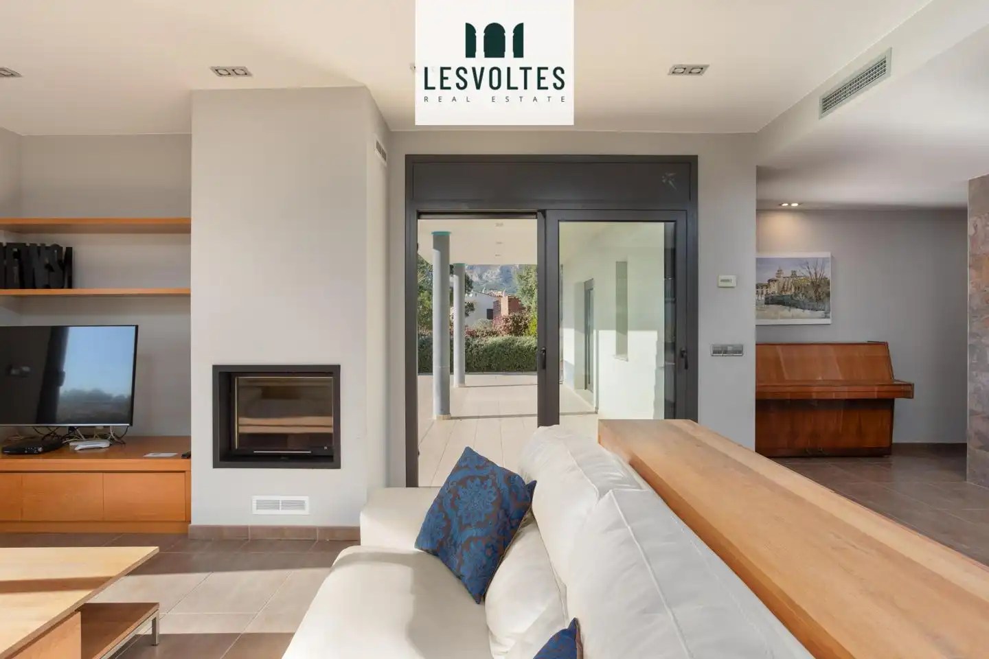Living room of Houses for sale in L'Estartit  with Air Conditioner, Heating and Private garden