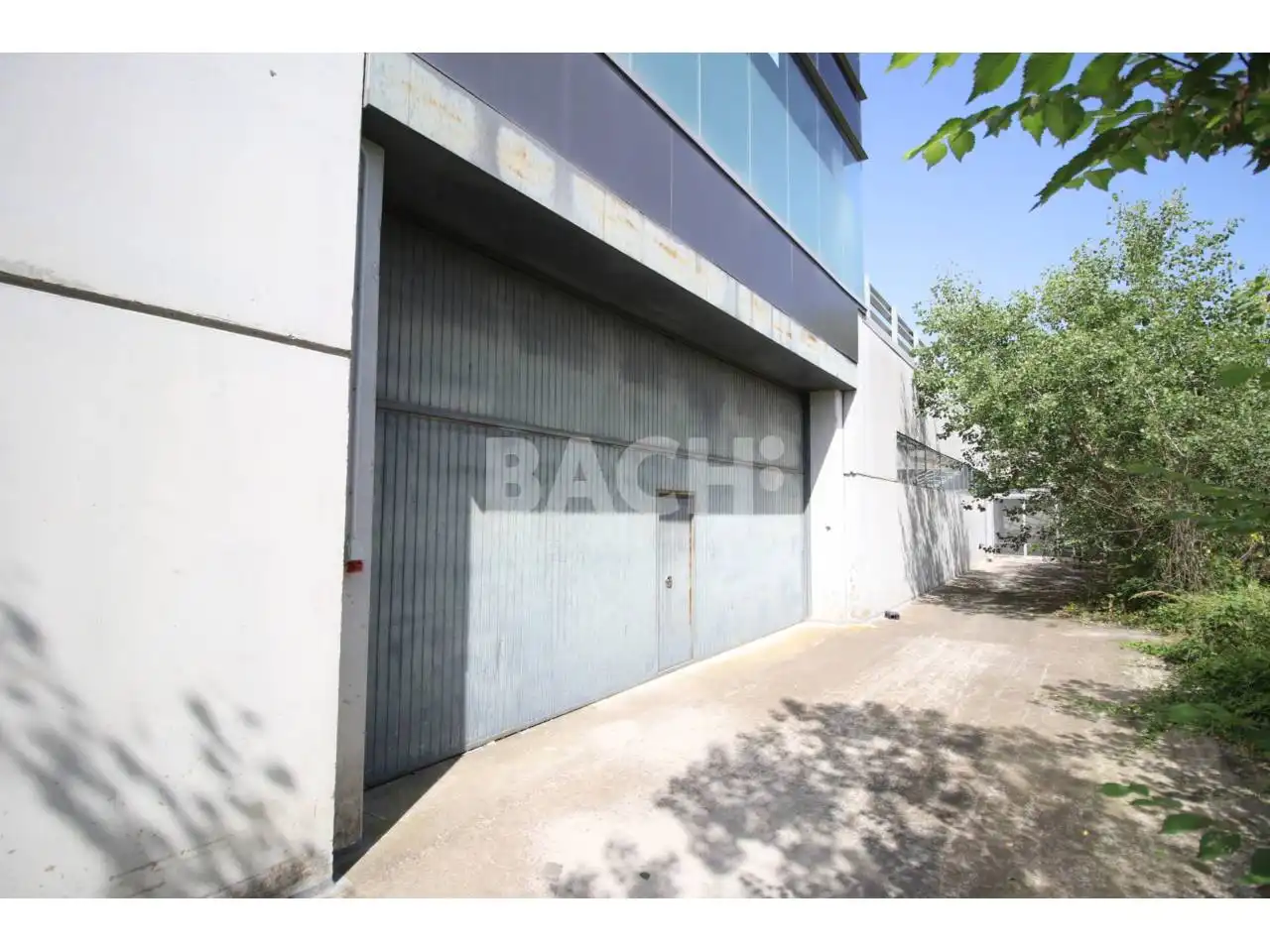 Vista exterior de Local en venta en Gurb