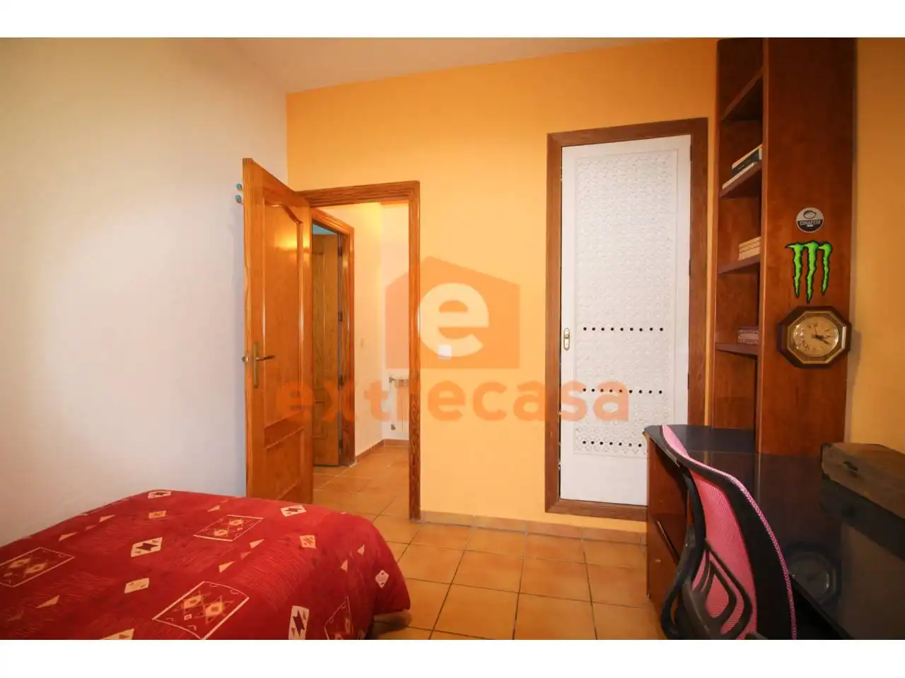 Schlafzimmer von Haus oder Chalet zum Verkauf in Badajoz mit Klimaanlage, Heizung und Privatgarten
