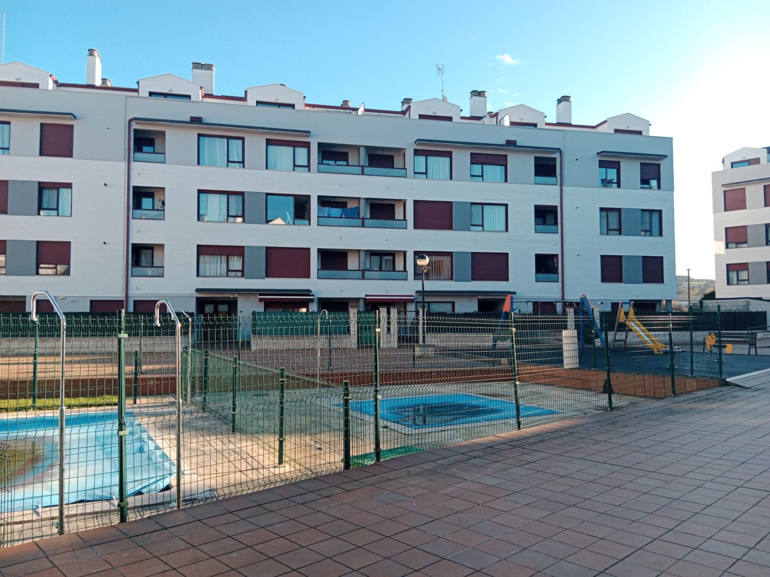 Flat to rent in Entrambasaguas - BO ENTRAMBASAGUAS-SANTA ANA