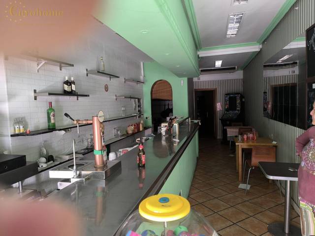 Local comercial en Venta en Puerta del Ángel