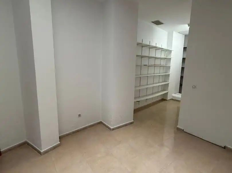 Local en venda en Jerez de la Frontera amb Aire condicionat, Parquet i Moblat